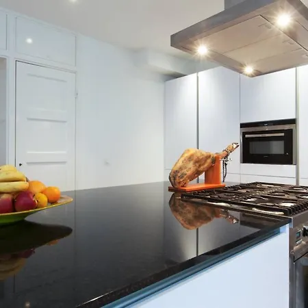 Charming Flat, Great Canal, Center Апартаменты