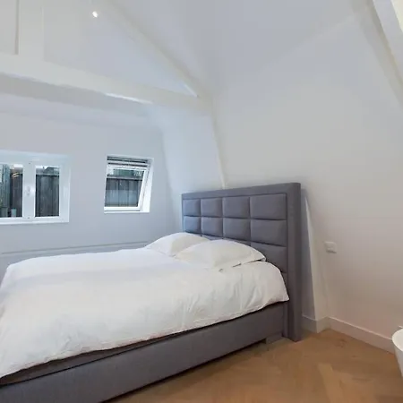 Апартаменты Charming Flat, Great Canal, Center